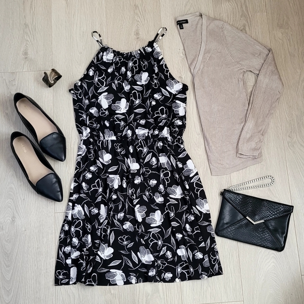 Banana Republic Floral Elastic Waist Dress